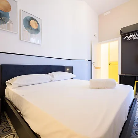 Διαμέρισμα Maria Theresa & Garden Νάπολη