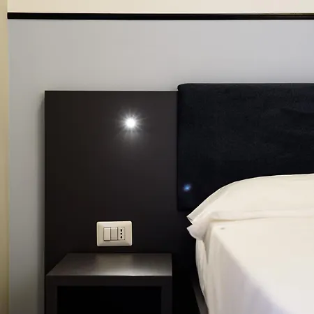 Maria Theresa & Garden