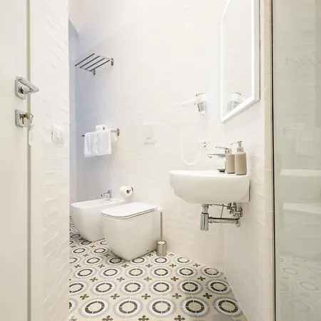 Maria Theresa & Garden Διαμέρισμα