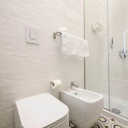 Διαμέρισμα Maria Theresa & Garden