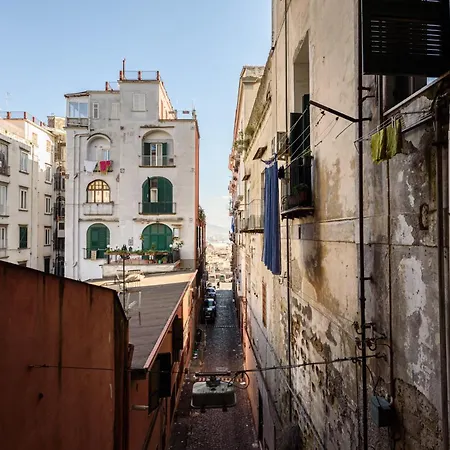 Maria Theresa & Garden * Νάπολη