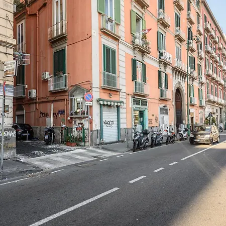 Διαμέρισμα Maria Theresa & Garden